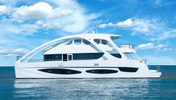 Търговска пътническа лодка